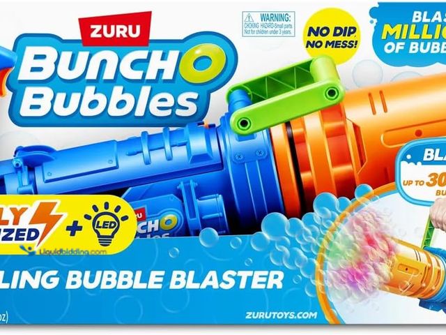 Lot 49-5539952 - Zuru Bunch O Bubbles Motorized Bubble Gun with Rotating Drum and LED Lights, Includes 250ml Solution...