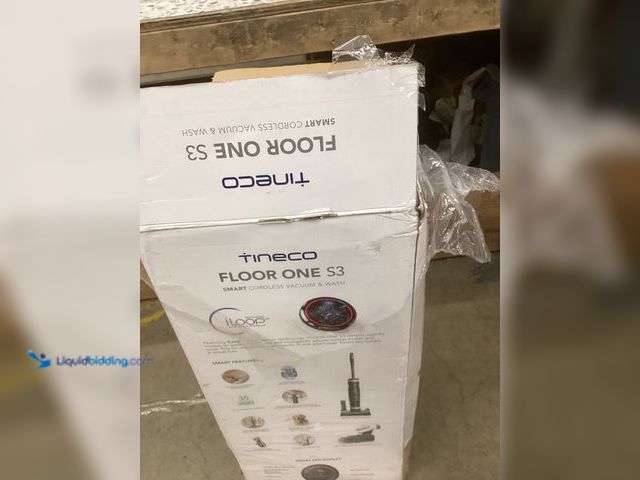 Lot 49-3528147 - Tineco Floor One S3 Smart Cordless Vacuum & Wash. Item is unused.