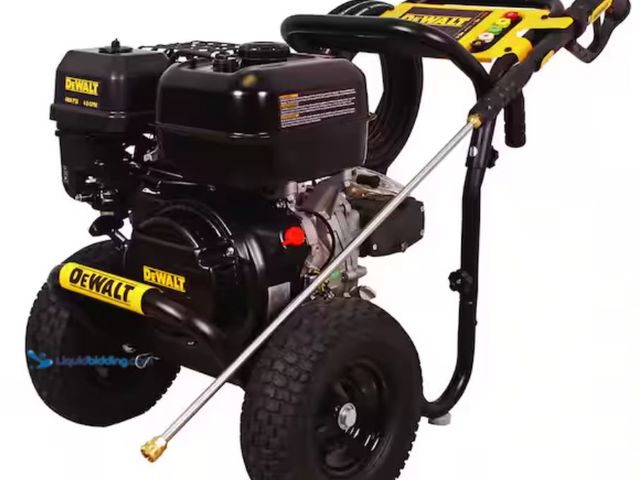 Lot 49-1623498 - DEWALT 4400 PSI 4.0 GPM Gas Pressure Washer with 420cc Engine, Triplex Pump, Commercial Cold Water P...