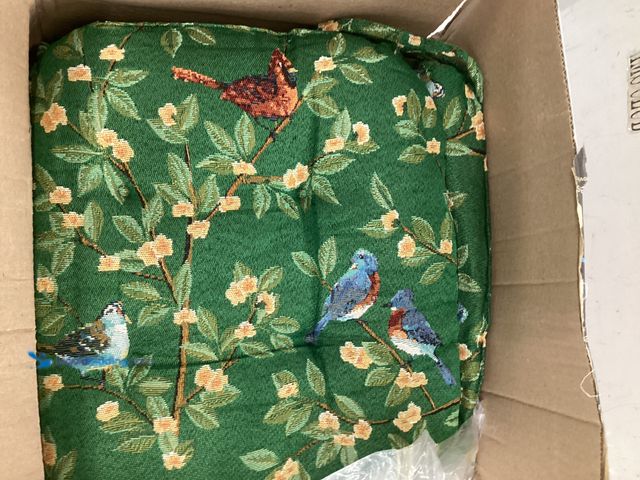 Lot 49-5551599 - Dining Chair Green Avarian Seat Covers, Unused