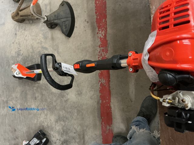 Lot 49-5449091 - ECHO
21.2 cc Gas 2-Stroke Straight Shaft String Trimmer with Rapid-Loader Trimmer Head and 16 in. C...