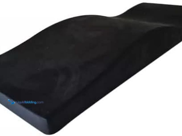 Lot 49-5447579 - ENDELLE Lash Bed Topper,Curvy Massage Foam Cushion for Salon, Ergonomic Massage Topper with Removabl...