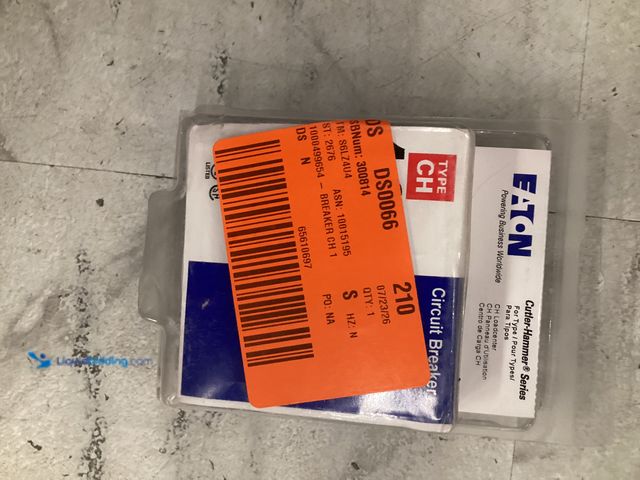 Lot 49-5555443 - Eaton Type CH Circuit Breaker, Unused