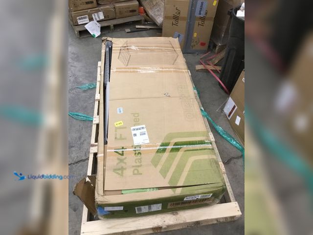 Lot 49-5478706 - 4x4 FT Plastic Shed Item is unused with attachments