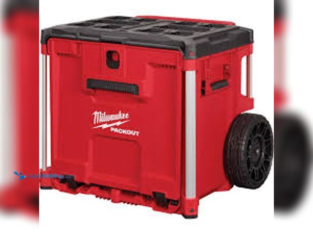 Lot 49-5469937 - Milwaukee PACKOUT 19 in. Rolling Drawer Tool Box. Model # 48-22-8420. Unused.