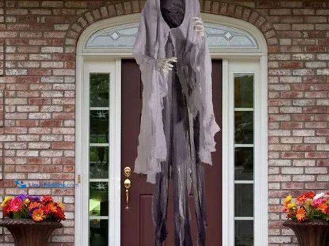 Lot 49-5437830 - Faceless Ghost Hanging Halloween Decoration, 9ft. [Model: SH-16] Unused