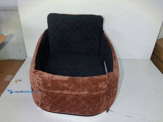 Lot 49-1571282 - Dog Car Seat for Small/Medium Dogs, Dog Booster Car Seats with Thick Cushion for Dogs Under 35 lbs.,...
