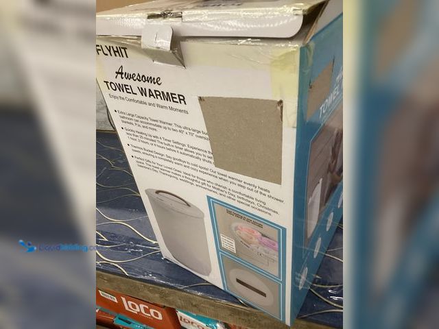Lot 49-5490109 - FLYHIT Awesome Towel Warmer Item is unused