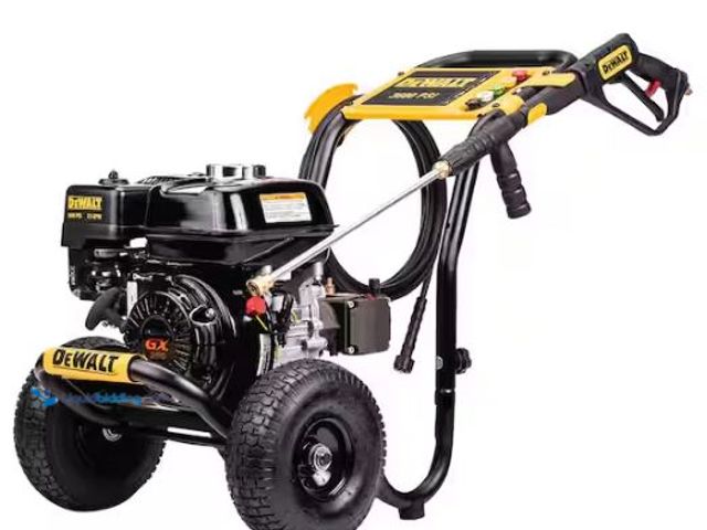 Lot 49-1569023 - DEWALT 3600 PSI 2.5 GPM Cold Water Gas Professional Pressure Washer with HONDA GX200 Engine, Model #...