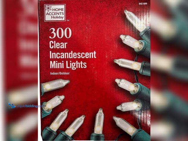 Lot 49-1544115 - (4 boxes) 300 Mini Lights, 68 ft 6" Lighted Length, Model # B00IU96ZTS, Unused, 4 boxes of 300 light...
