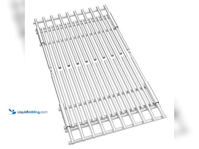 Lot 49-5548943 - Universal Parts 19.5 in x 7.75 in Adjustable Stainless Steel Grilling Grate Model # 550-0042 USED.