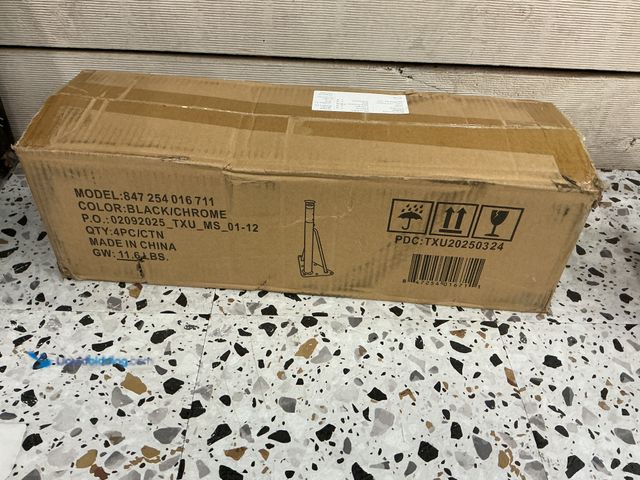 Lot 49-3532247 - 4 Pack 30 Inches Metal Table Legs Round Tapered Furniture Legs Heavy Duty Replacement Chair Feet wit...