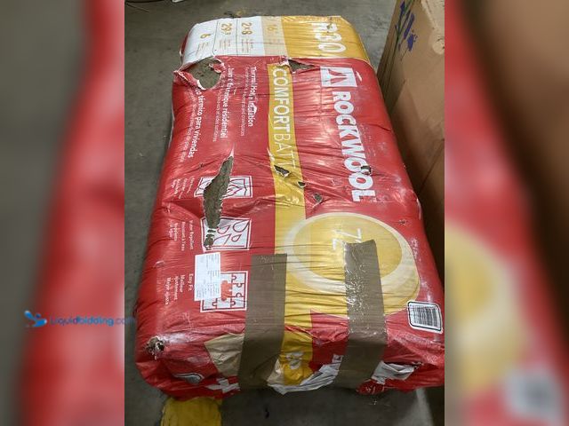 Lot 49-5407675 - R30 16x47 Bat Insulation. Modle: RXCB301525. Unused