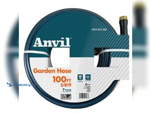 Lot 49-5415038 - Anvil 5/8 in. Dia x 100 ft. Standard Duty Green Garden Hose. Model # FHR58100A. Slightly used, water