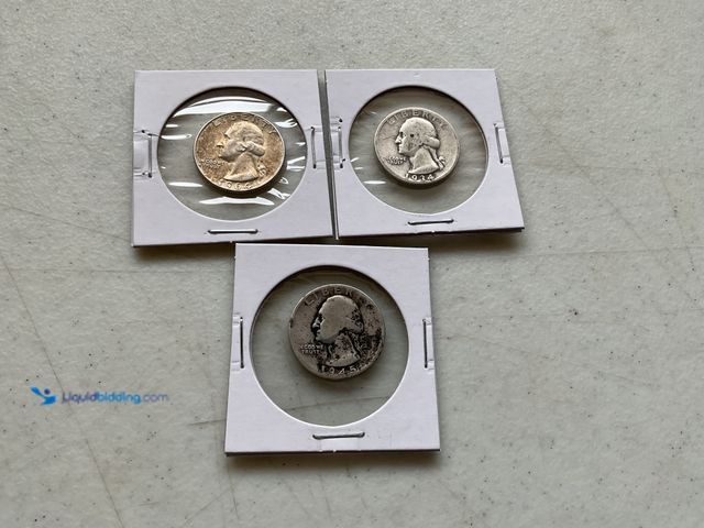 Lot 49-5341827 - LOT OF 3 SILVER QUARTERS INCLUDING 1964, 1934 AND 1945