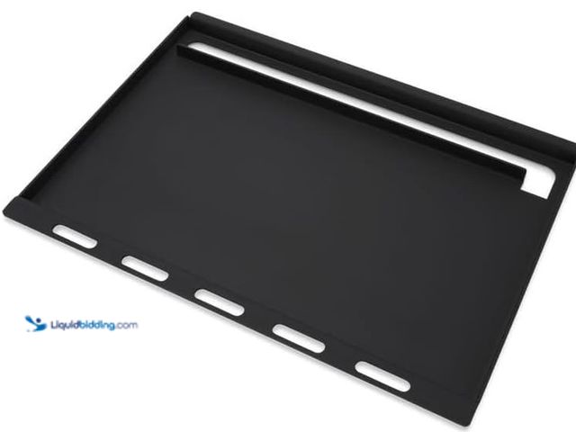 Lot 49-1516895 - Weber Rust-Resistant Outdoor Griddle Insert for Summit and Genesis 300 Series Gas Grills, Full-Size,...