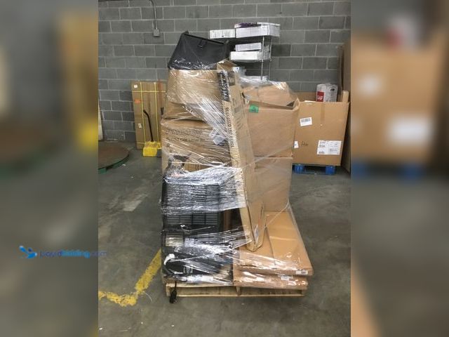 Lot 49-5410962 - Salvage Pallet - IMPORTANT: Please note that the condition of this lot is SALVAGE. Salvage assets ar...