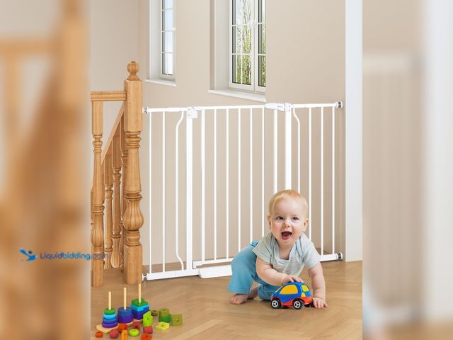 Lot 49-3631437 - 29"-45" Baby Gate, No Drilling Auto Close Dog Gate Indoor, White | for Doorways & Stairs, Pressure M...