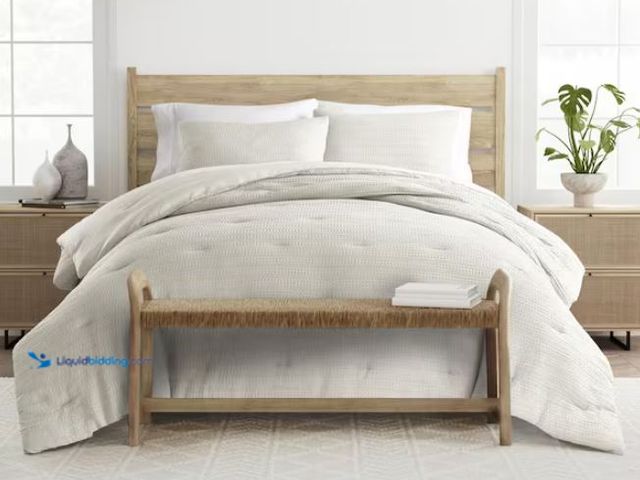 Lot 49-1564406 - Becky Cameron Waffle Textured 3 Piece All Season Down-Alternative Queen Comforter Set in Dune Model ...