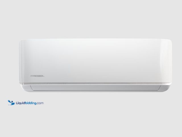 Lot 49-5538816 - MRCOOL DIY 18K BTU 5th Gen Ductless Mini Split Air Handler - 230V New & MrCool DIY Ductless Mini Spl...