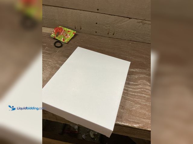 Lot 49-3537938 - Memo Binder W/ Laminated Pockets New