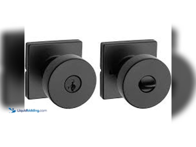 Lot 49-5407629 - QTY 2 - Kwikset Maven Matte Black Square Bed/Bath Door Knob Unused