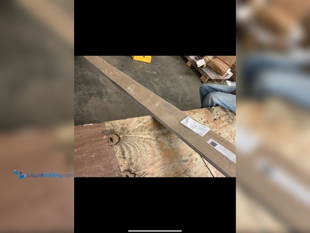 Lot 49-5464036 - Flush Stair Nose Molding (90.48" L x 4.53" W x .94" H) (2pack) New