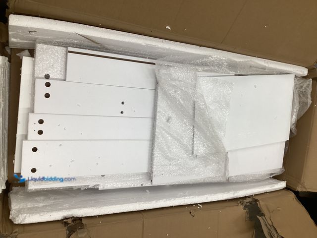 LiquidBidding - Lot 49-3557808 - Office Desk Assembly (White) Unused ...