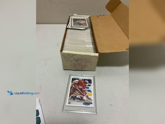 Lot 49-1991398 - Other 1991 UPPER DECK HOCKEY COMPLETE550 CARD SET INCLUDING SERGEI FEDOROV AND MORE #COINS0723