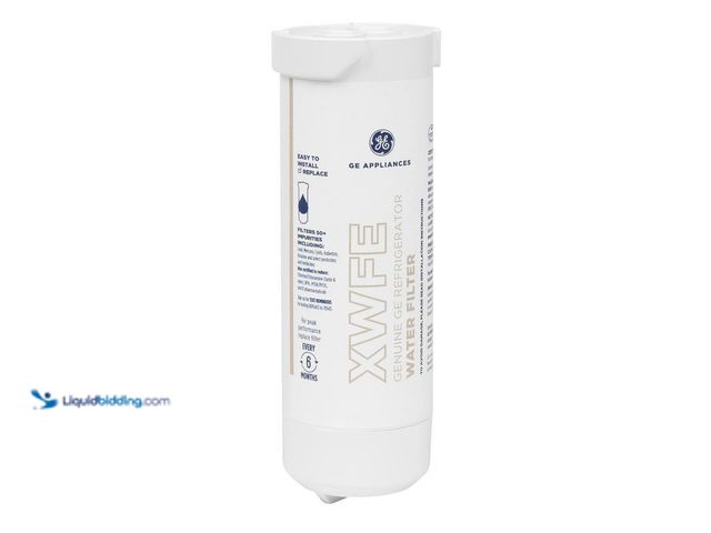 Lot 49-3512483 - GE
Genuine XWFE Refrigerator Water Filter for GE Unused
