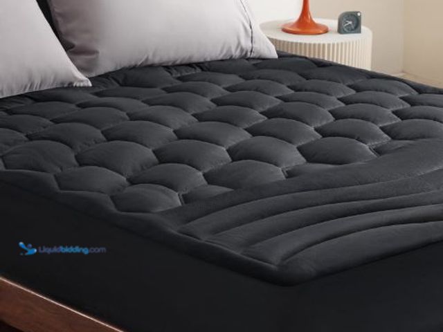Lot 49-5436680 - Bedsure Black Twin XL Mattress Pad - Soft Mattress Topper for College Dorm Room Essentials, Extra Lo...