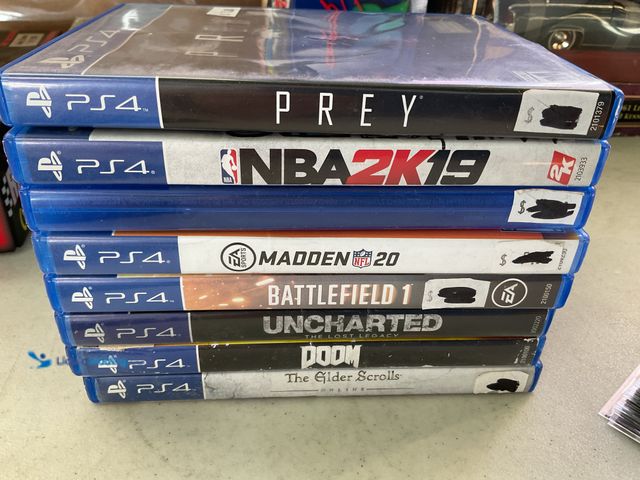 Lot 49-1810330 - COLLECTIBLE 8 PRE-OWNED PS4 PLAYSTATION 4 VIDEOGAMES  VARIOUS TITLES