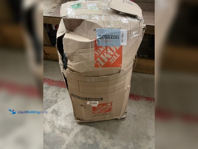 Lot 49-5484580 - Extra Large Pet Bed Used