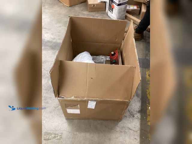 Lot 49-5490030 - Mini 2-Pack Deep Fryer Kit with Baskets Item is unused with attachments