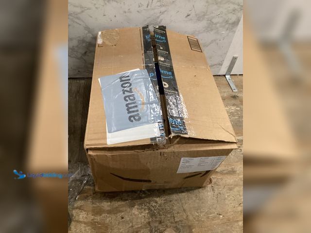 Lot 49-5448239 - QTY 7 - Large Blue Storage bags, plastic type. With zippers and  handles. Unused