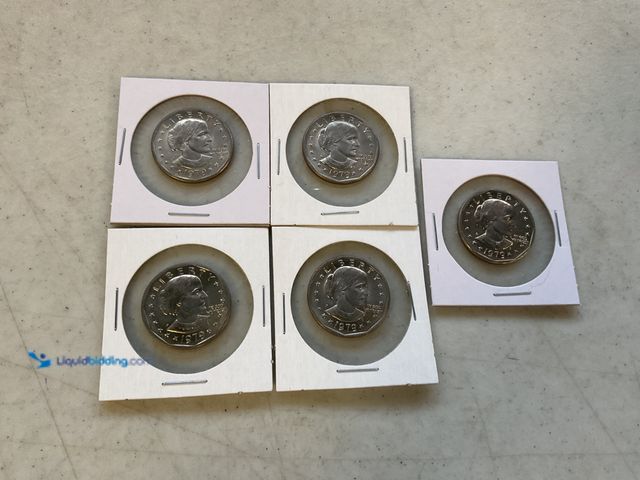 Lot 49-1830561 - LOT OF 5 SUSAN B ANTHONY ONE DOLLAR COINS ALL 1979 #COINS0219