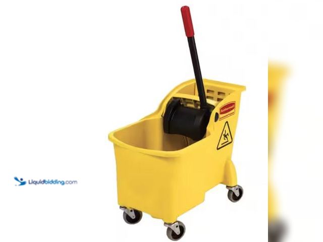 Lot 49-2020757 - Rubbermaid Commercial Products 31 Qt. Tandem Mop Bucket, Model # 1887304. MSRP: $69.97.  Used. NOTE:...
