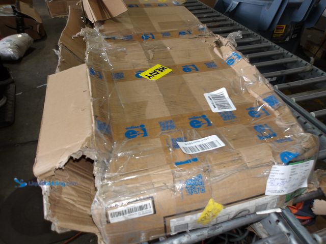 Lot 49-1513951 - 8Ft Portable Drape Backdrop, Silver, Unused (NO DRAPES)   Ref#4G-0723