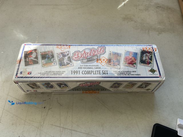 Lot 49-1830470 - COLLECTIBLE WOW! FACTORY SEALED 1991 UPPER DECK BASEBALL 800 CARD SET INCLUDING RICKY HENDERSON AND ...
