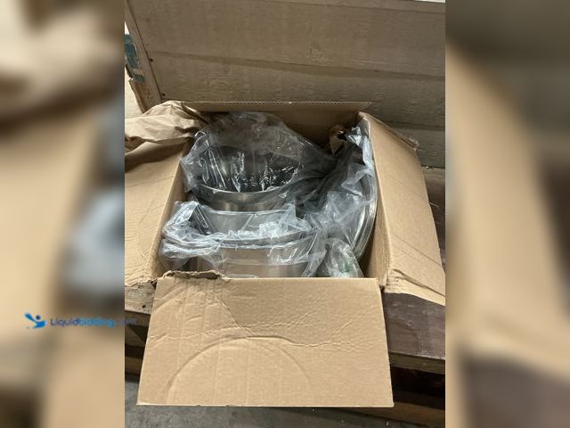 Lot 49-5463350 - 6pc Pot and Pan Set Stainless Steel. Item Is Unused