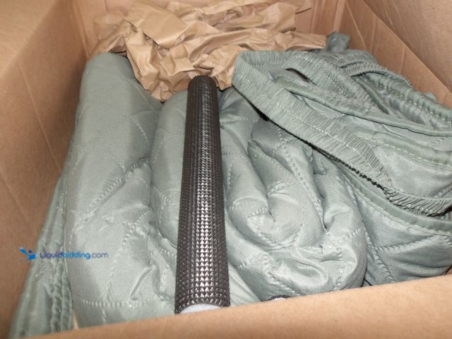 Lot 49-1513932 - Cm, Couch Cover, Army Green, Unused  Ref#4G-0723