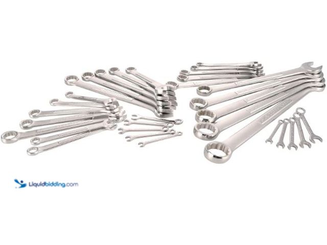 Lot 49-1569525 - CRAFTSMAN Wrench Set, SAE/Metric, 32-Piece (CMMT12080), Model # B07KH6F8WL, New.  Ref#HDPA0115