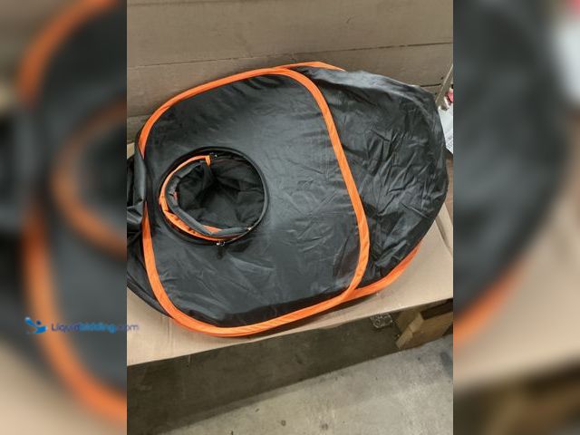 Lot 49-5572498 - black orange portable pop up cat pen. Unused