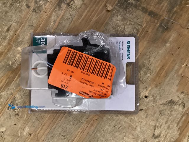 Lot 49-5454169 - Siemens
QPFB 30 Amp 2-Pole GFCI Circuit Breaker. Model # Q230GFP ItEM IS Unused