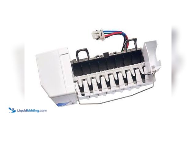 Lot 49-5572407 - LG 8 .4 in 2.2 lb Automatic Icemaker Installation Kit. Model # LK60C. Unused