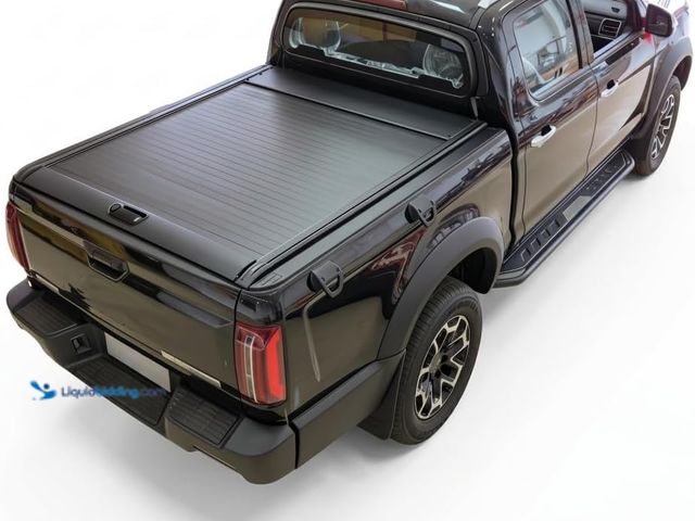 Lot 49-1630652 - 2014-2026 Chevy Silverado/GMC Sierra 1500 5'8" (69.9”) Bed: Retractable Hard Truck Bed Tonneau Cover...