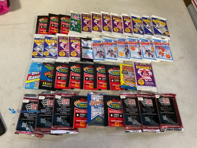 Lot 49-5467311 - Other TABLE LOT OF VARIOUS SPORT AND NON SPORT WAX PACKS DIFFERENT YEARS AND TYPES INCLUDING DESERT ...