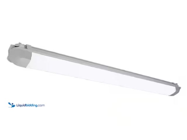 Lot 49-1623460 - Commercial Electric 1-Pack 4 ft. Vapor Tight 4500 Lumens LED Wraparound Light Fixture 38W 120-277V A...