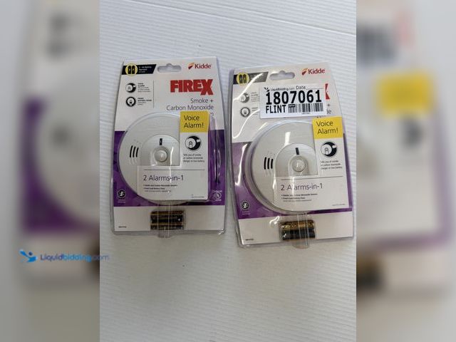 Lot 49-1807061 - Kidde / Firex Smoke Alarm and Carbon Monoxide 2 pack / Brand New / Never Used