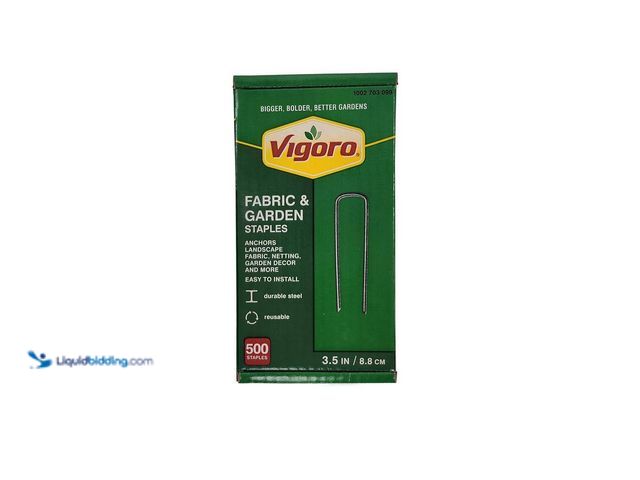 Lot 49-3566161 - Vigoro
3.5 in. Weed Barrier Landscape Fabric Garden Staples (500-Pack). Model # 84500VG. Unused